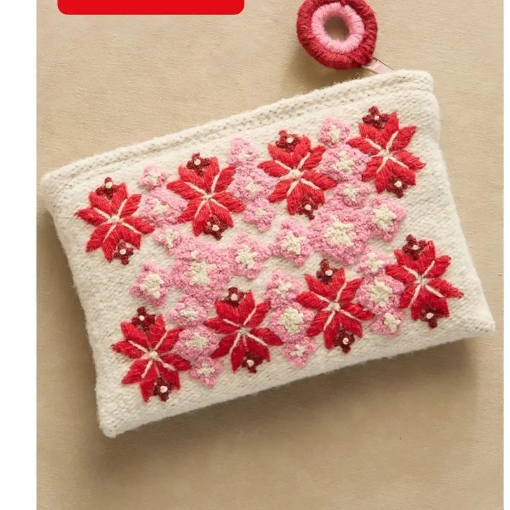 Sundance, JENNY KRAUSS WINTER CHARM
POUCHES, wool, handmade pouches NEW